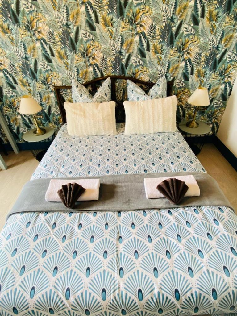 Auberge Du Relais D Auniac Hotel Bar Restaurant Piscine Anglars-Nozac Ngoại thất bức ảnh